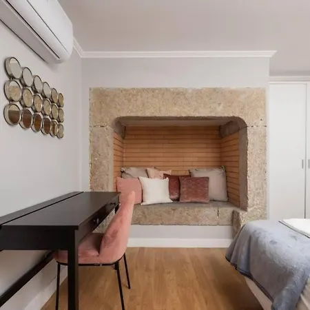 Fanqueiros 96 - Balcony Over Διαμέρισμα