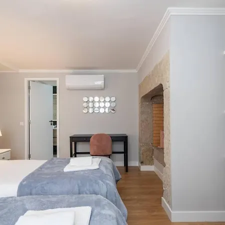 Appartement Fanqueiros 96 - Balcony Over *