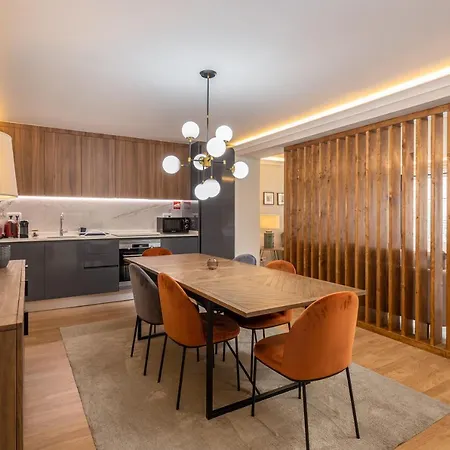 Apartman Fanqueiros 96 - Balcony Over