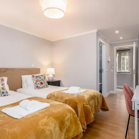 דירה Fanqueiros 96 - Balcony Over *