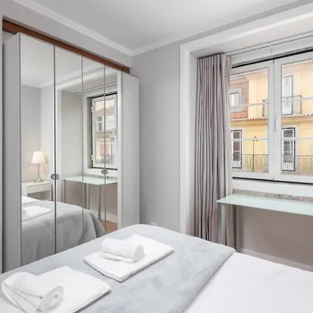 Fanqueiros 96 - Balcony Over ליסבון